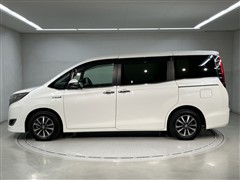 エスクァイアHV Gi-PRM Bテーラ