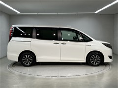 エスクァイアHV Gi-PRM Bテーラ