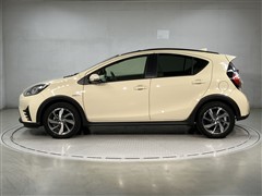 アクア クロスオーバー