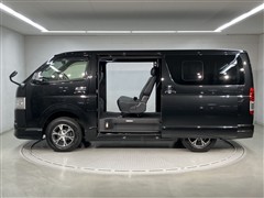 ハイエース ダークプライム2 4WD