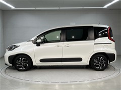 シエンタ HEV Z 5ニンノリ