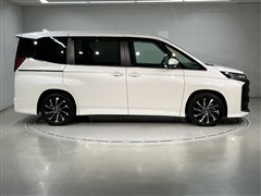 ノア HEV S-Z