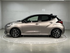 ヤリス ハイブリッド Z