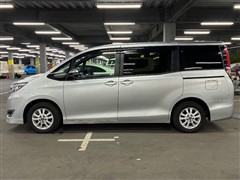 ノア G 8ニンノリ