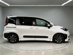 シエンタ HEV Z 5ニンノリ