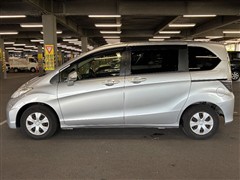 フリード G ジャストセレクション+