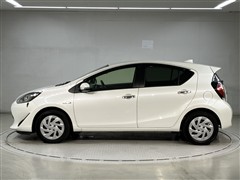 アクア S スタイルブラック