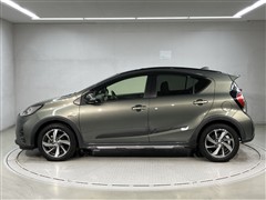 アクア クロスオーバー グラム