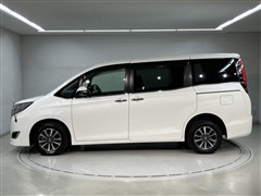 エスクァイア Xi 4WD 8ニンノリ