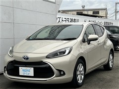 トヨタ　アクア Z