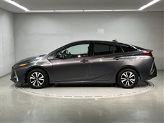 プリウスPHV Sナビパッケージ