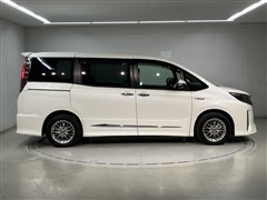 ノア ハイブリッド Si WxB