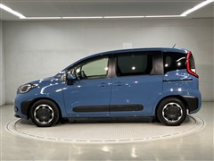 シエンタ HEV Z 7ニンノリ