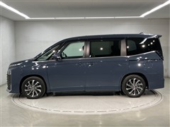 ヴォクシー HEV S-Z