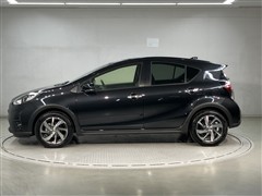 アクア クロスオーバー グラム