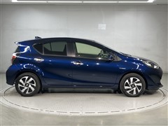 アクア S スタイルブラック