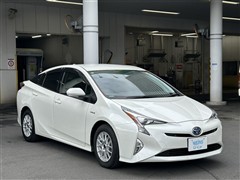 プリウス S セーフティプラス