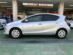 アクア Sスタイルブラック