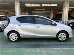 アクア Sスタイルブラック