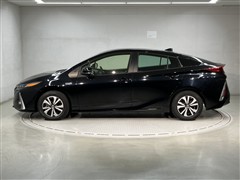 プリウスPHV S セーフティPKG