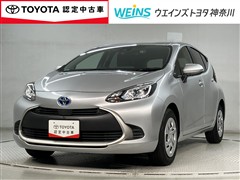 トヨタ　アクア G