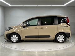 シエンタ HEV G 5ニンノリ