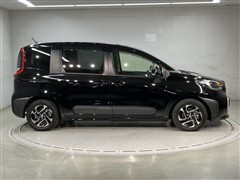 シエンタ HEV Z 7ニンノリ