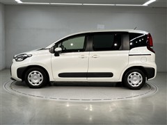 シエンタ HEV G 5ニンノリ