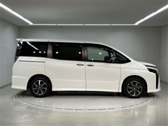 ヴォクシー ZS キラメキ2 7ニン