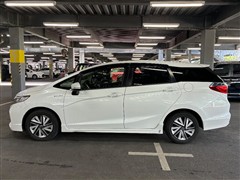 シャトル HV Xスタイルエディション