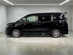 ヴォクシー ハイブリッド ZS