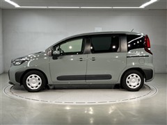 シエンタ HEV X 5ニンノリ