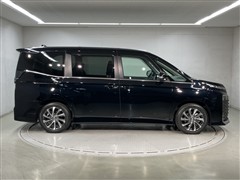 ヴォクシーHV S-Z