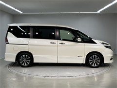 セレナ ハイウェイスター Vセレクション
