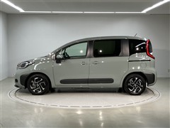 シエンタ HEV Z 7ニンノリ