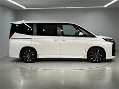 ノア ハイブリッド S-Z