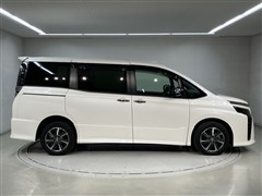 ヴォクシー ZS キラメキ3 4WD