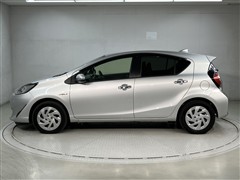 アクア S スタイルブラック