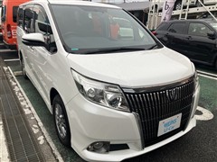 エスクァイア Xi 7ニンノリ