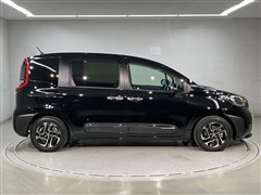 シエンタ HEV Z 5ニンノリ