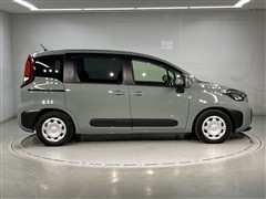 シエンタ HEV G 7ニンノリ