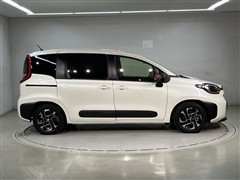 シエンタ HEV Z 7ニンノリ