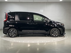 シエンタ HEV Z 7ニンノリ