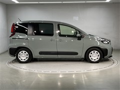 シエンタ HEV G 7ニンノリ