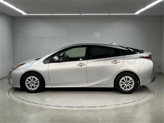 プリウス S セーフティプラス