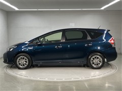 プリウスアルファSチューンブラック2