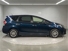 プリウスアルファSチューンブラック2