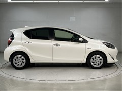 アクア S スタイルブラック