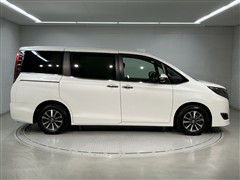 エスクァイア Gi 8ニンノリ