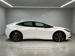 プリウス PHEV Z